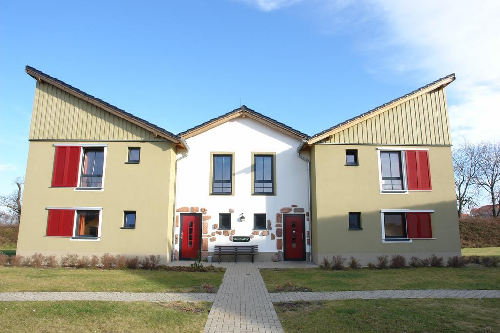 Euroville Jugend- Und Sporthotel Наумбург Екстериор снимка